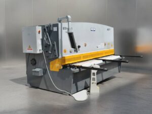 Gilotyna hydrauliczna 12x3200mm do blachy PREMIUM
