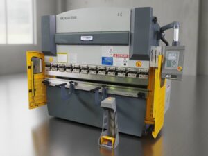 Prasa krawędziowa CNC 80T/2500mm Delem DA-41T
